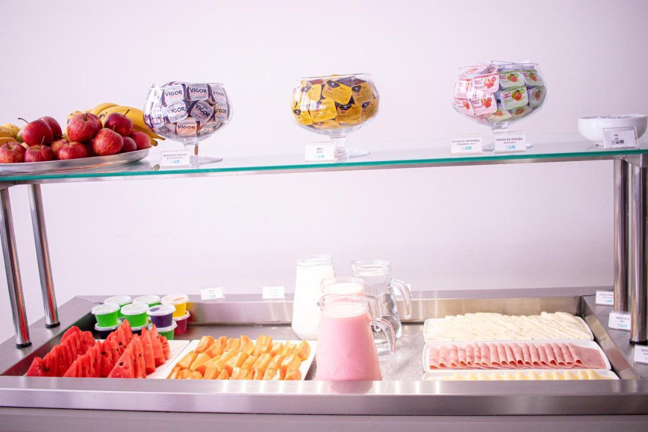 Hotel H2 Congonhas 外观 照片 A buffet with cold cuts