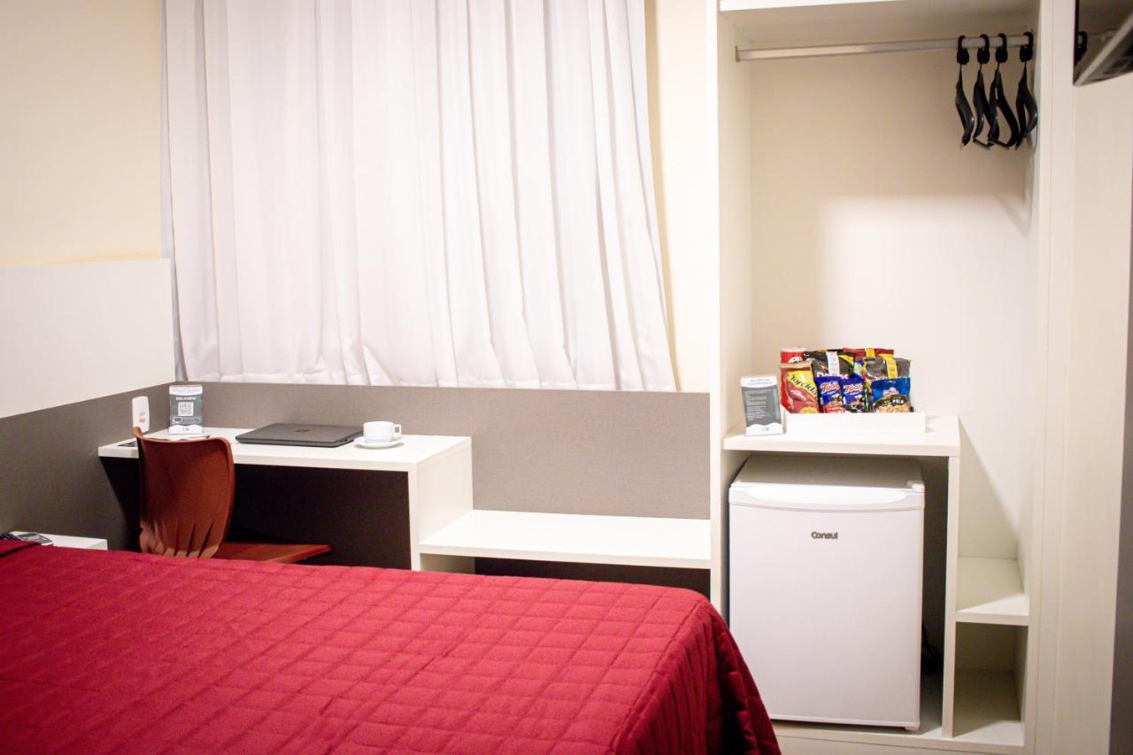 Hotel H2 Congonhas 外观 照片 A typical room at a capsule hotel
