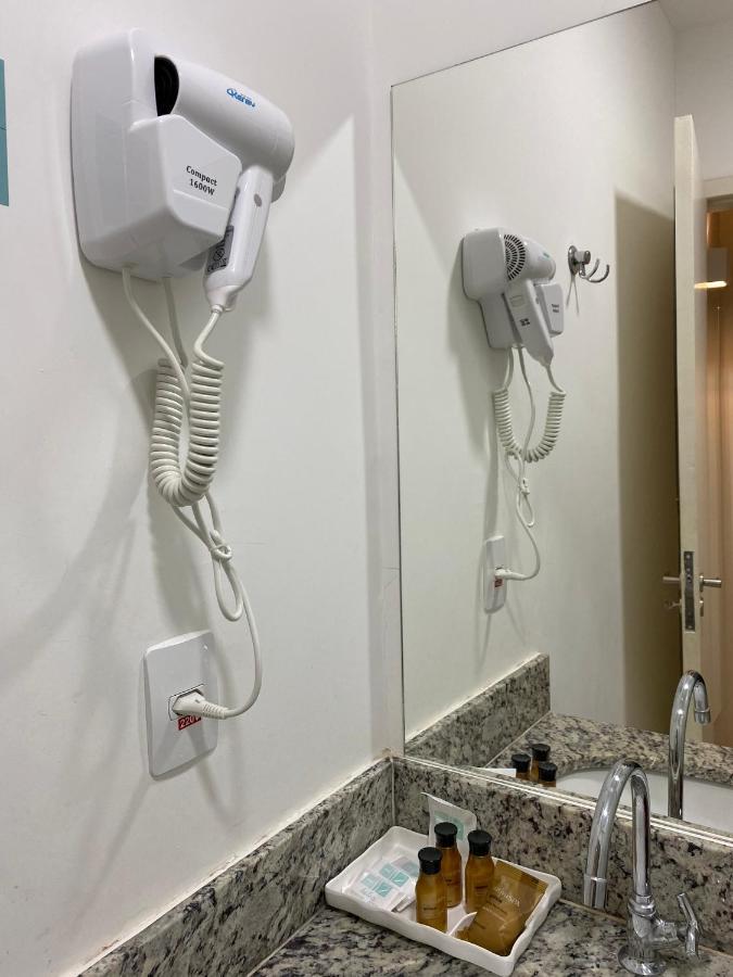 Hotel H2 Congonhas 外观 照片 A hair dryer in a hotel room
