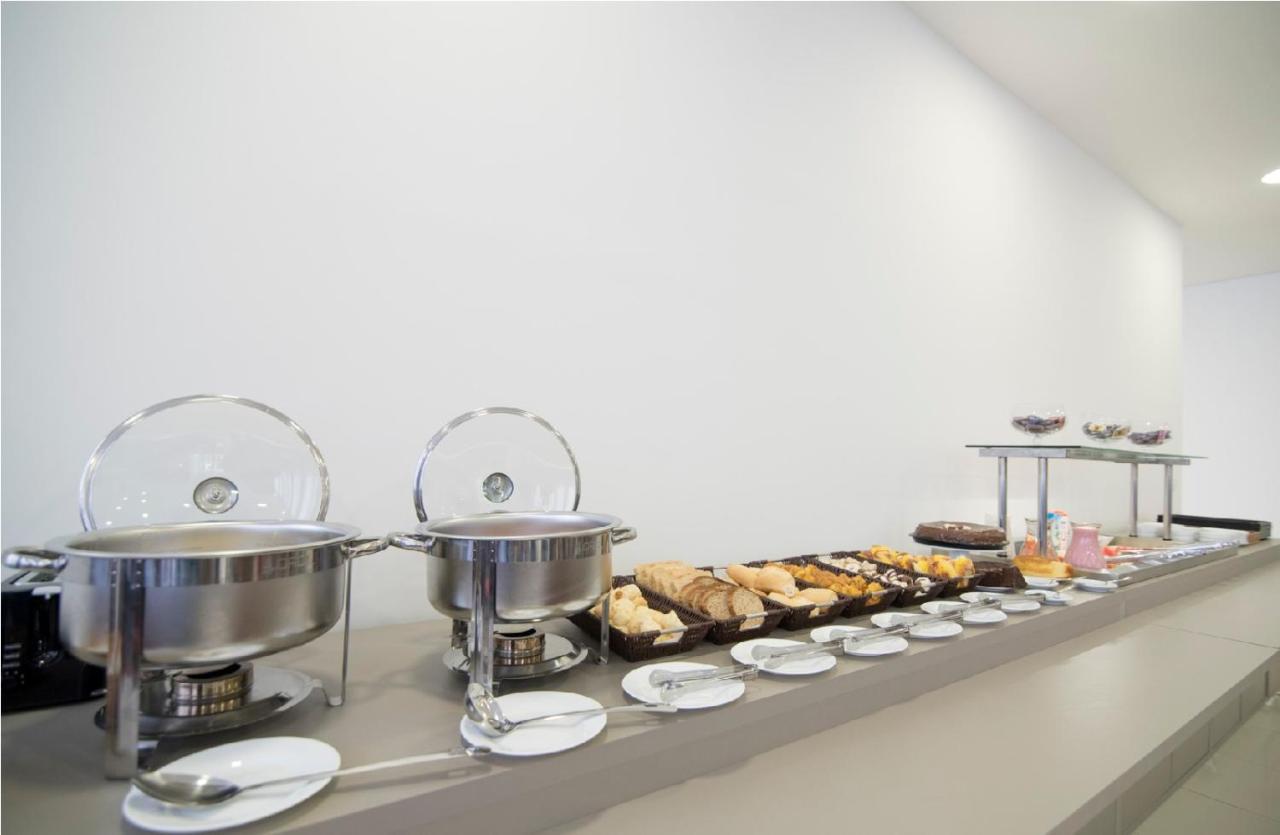 Hotel H2 Congonhas 外观 照片 A buffet